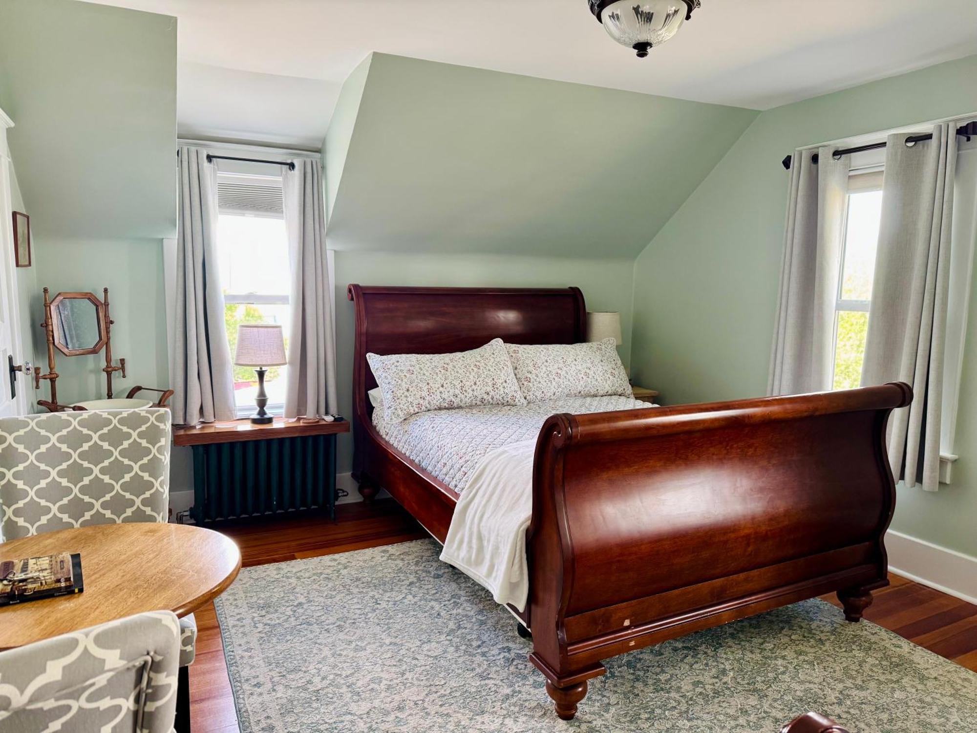 Hudson House Bed And Breakfast Wheatland Экстерьер фото